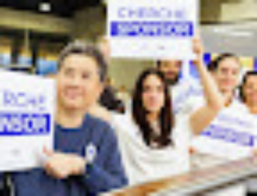 French Para-Athletes Search for Sponsors at CDG
Airport
