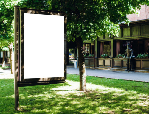 Billboard Advertising Near Retail Centers: Turning Traffic
Into Store Visits