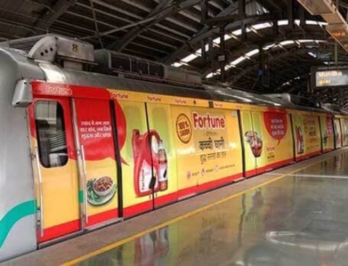 The Window Frame Effect: How Train Advertising Turns Passing
Landscapes Into Moving Brand Stories??