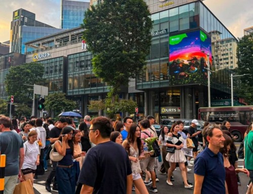 Why Buy Two Out-of-Home OOH Sites Less Than 2km Apart on
Orchard Road?