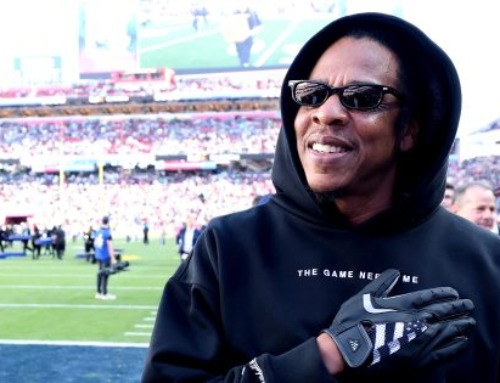 Jay-Z Reportedly Crazy in Love With Performing at Super Bowl
61 Halftime Show